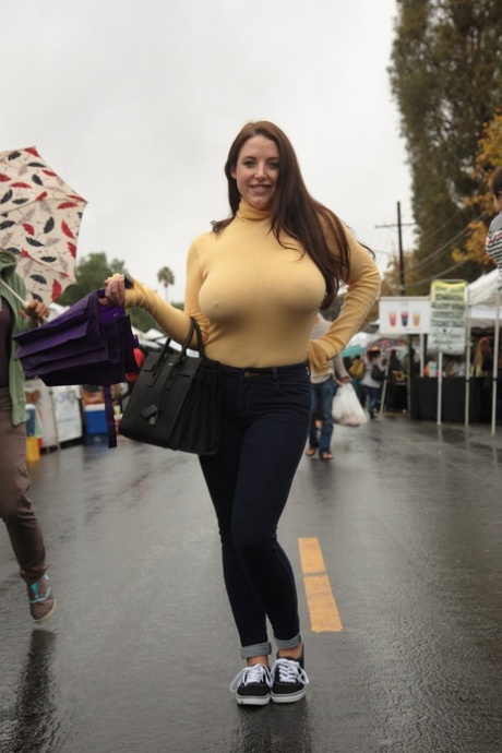 big tits clothed free sex pic
